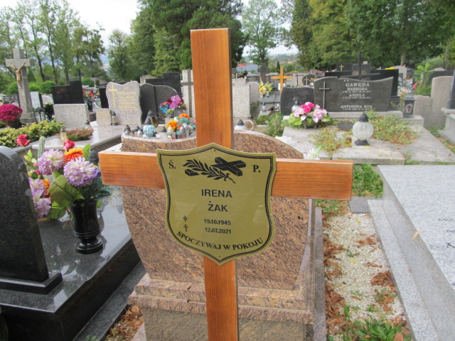 Irena ŻAK 1945 Bielsko-Biała Lipnik - Grobonet - Wyszukiwarka osób pochowanych